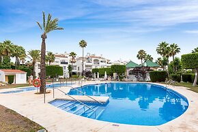 Amazing Pool and Garden Apartment by Costarentals - Ref 253