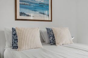 Amazing Pool and Garden Apartment by Costarentals - Ref 253