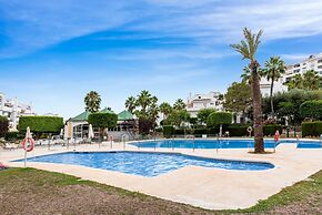 Amazing Pool and Garden Apartment by Costarentals - Ref 253