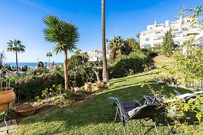 Amazing Pool and Garden Apartment by Costarentals - Ref 253