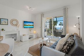 Amazing Pool and Garden Apartment by Costarentals - Ref 253