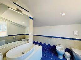 YourHome - La Famiglia Apartment