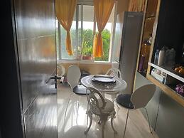 Apartment With Swimming Pool and sea a few Meters Away