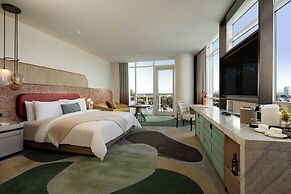 Pier Sixty-Six (Pier 66)
