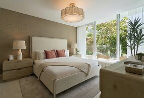 Pier Sixty-Six (Pier 66)