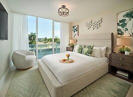 Pier Sixty-Six (Pier 66)