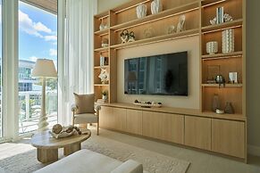 Pier Sixty-Six (Pier 66)
