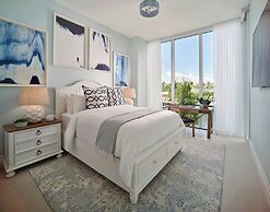 Pier Sixty-Six (Pier 66)
