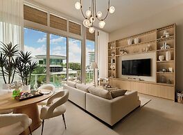 Pier Sixty-Six (Pier 66)