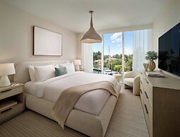 Pier Sixty-Six (Pier 66)