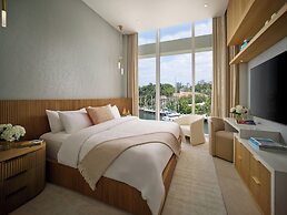 Pier Sixty-Six (Pier 66)