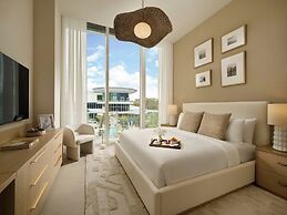 Pier Sixty-Six (Pier 66)