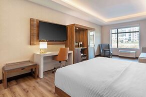 Cambria Hotel Pigeon Forge