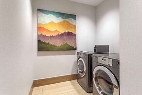 Cambria Hotel Pigeon Forge