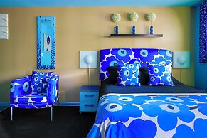 The Roxbury at Stratton Falls