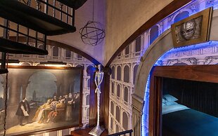 The Roxbury at Stratton Falls