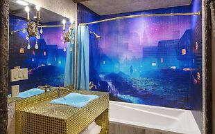 The Roxbury at Stratton Falls