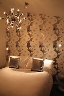 The Roxbury at Stratton Falls