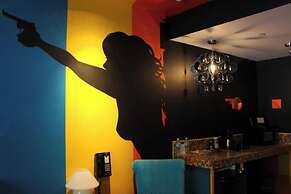 The Roxbury at Stratton Falls