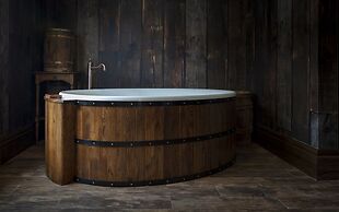 The Roxbury at Stratton Falls