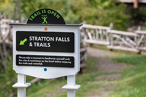 The Roxbury at Stratton Falls