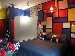 The Roxbury at Stratton Falls