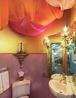 The Roxbury at Stratton Falls