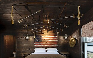 The Roxbury at Stratton Falls