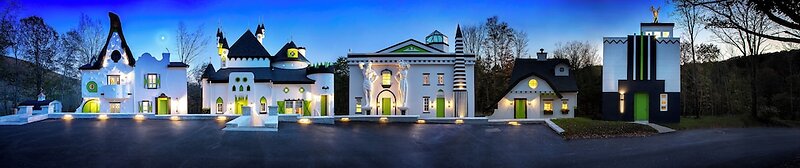 The Roxbury at Stratton Falls