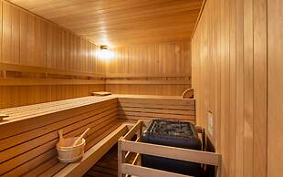 The Roxbury at Stratton Falls