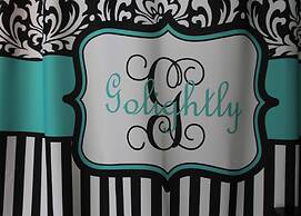 The Roxbury at Stratton Falls