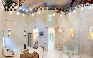 The Roxbury at Stratton Falls