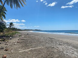 Manta Ray Lodge