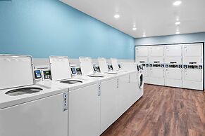 WoodSpring Suites Richmond Airport