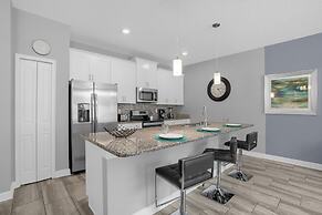 Champions Gate Resort Home w BBQ Pool