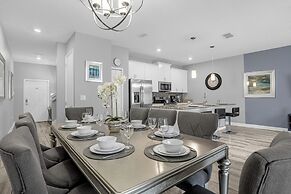 Champions Gate Resort Home w BBQ Pool