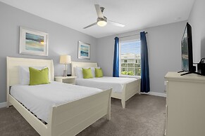 Champions Gate Resort Home w BBQ Pool