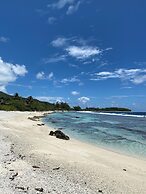 MOOREA CHILL AND BEACH LODGE