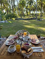 MOOREA CHILL AND BEACH LODGE