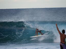 MOOREA CHILL AND BEACH LODGE