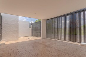 New Merida Retreat with Private Pool