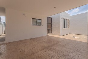 New Merida Retreat with Private Pool