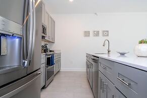 NEW Home Storeylake 4Bd 3 Walking Clubhouse