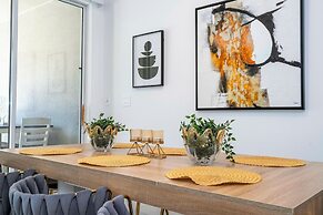 NEW Home Storeylake 4Bd 3 Walking Clubhouse