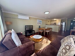 98 Steps To The Beach