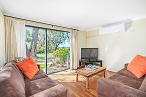 98 Steps To The Beach