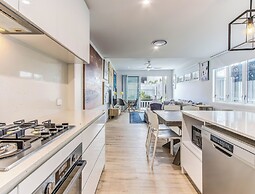 Duplex on Nautilus a Walk to the Beach