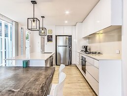 Duplex on Nautilus a Walk to the Beach