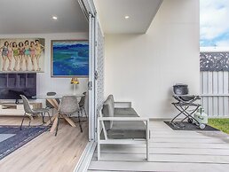 Duplex on Nautilus a Walk to the Beach