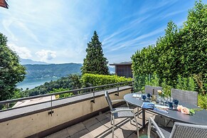 Vernate Lugano Lake Sweet View